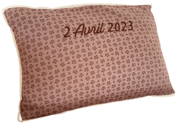 COUSSIN CHÂTAIGNE FLEURI "2 AVRIL 2023"