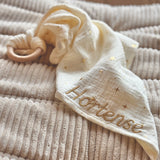 DOUDOU HOCHET ÉTOILES DORÉES