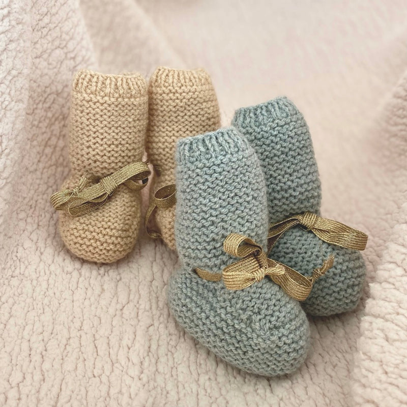 jacky-and-family-chaussons-céladon-nude-doré-laine-élastique-bébé-3
