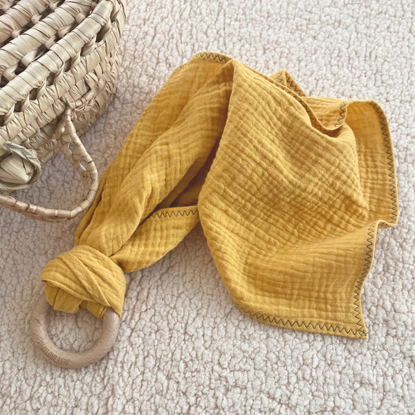 DOUDOU HOCHET JAUNE MOUTARDE